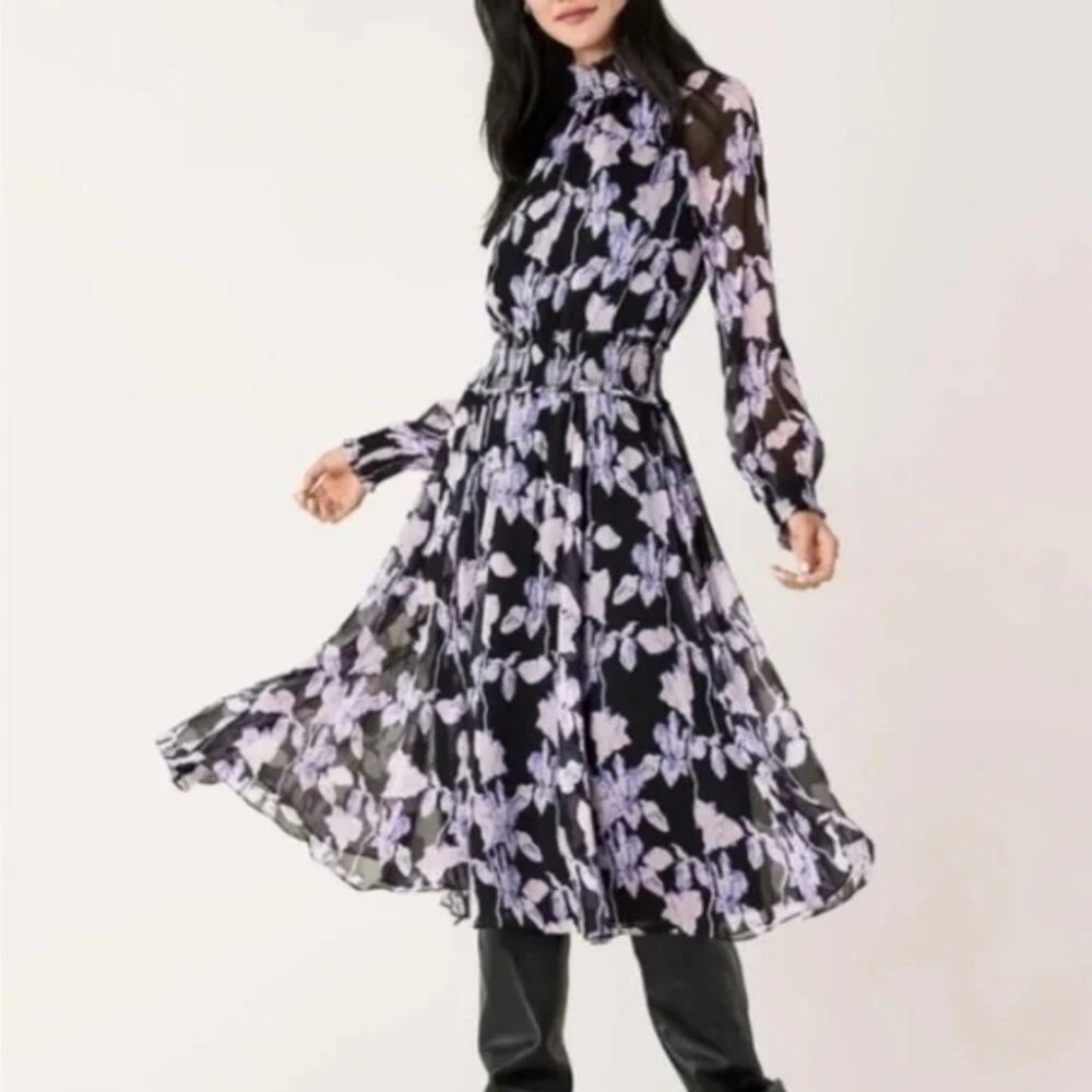 NWT One Pretty Time O.P.T On The Run Floral Smocked Long Sleeve Dress Small NWT